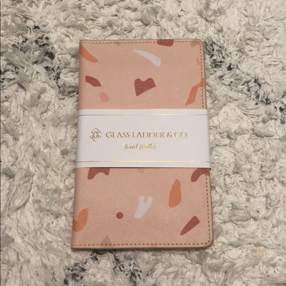 New Glass Ladder & Co Travel Wallet